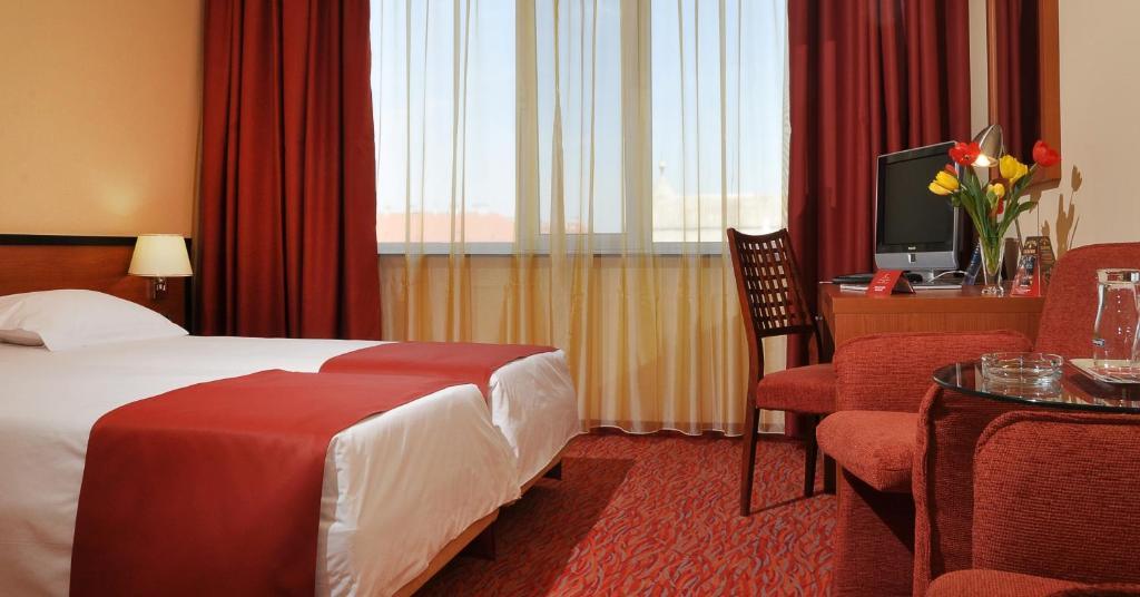 Continental Hotel