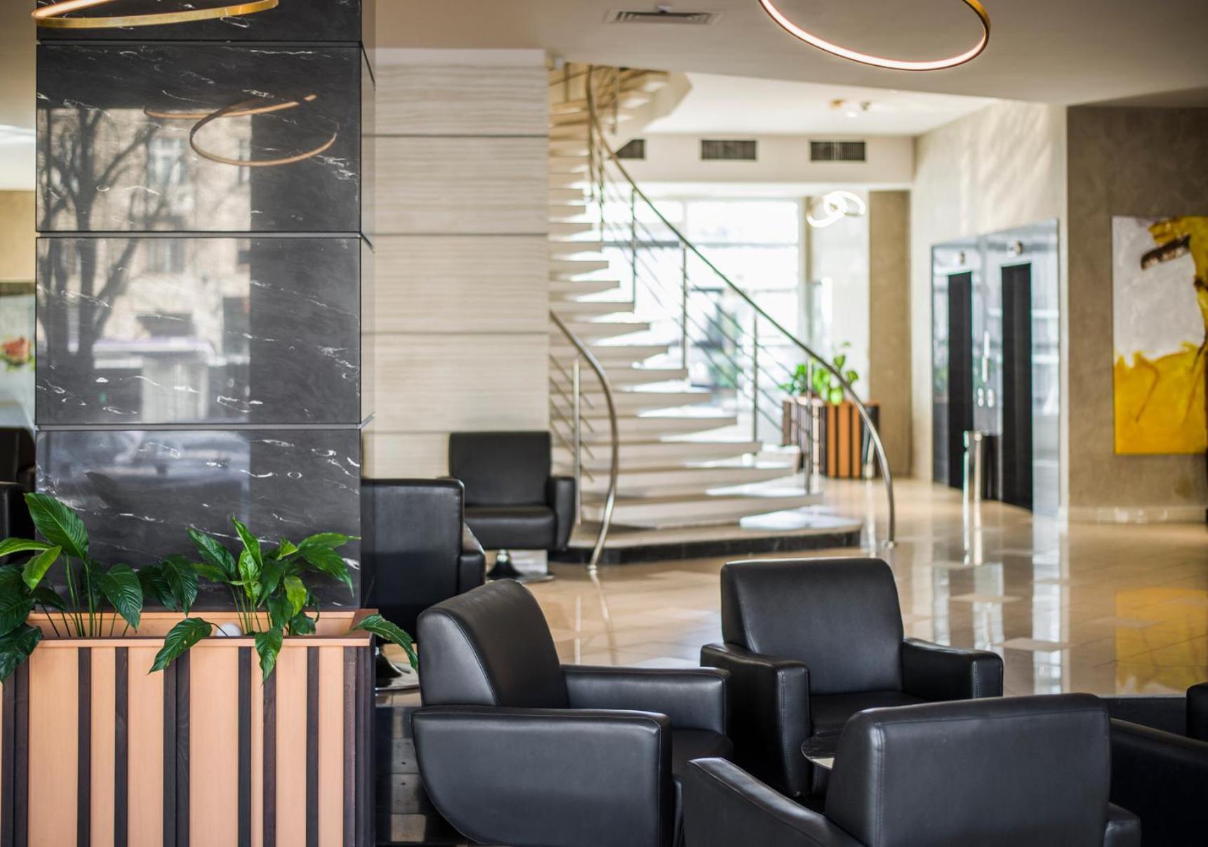 Continental 4*