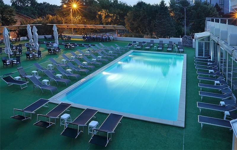 Continental Hotel