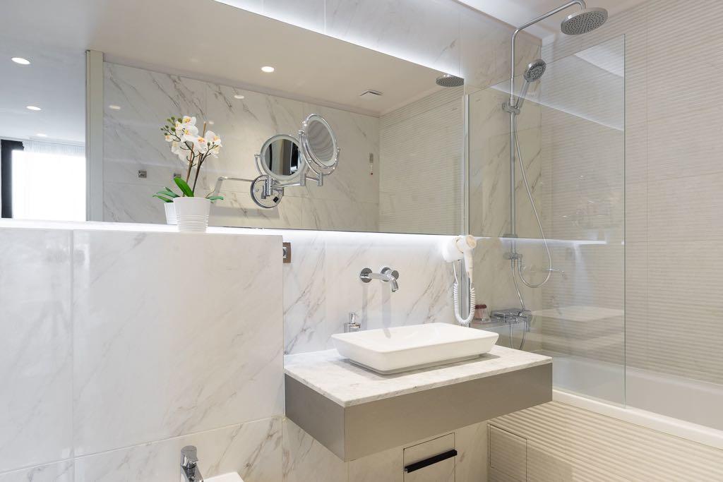 Continental Hotel 4*